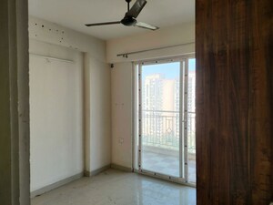 Room in 2 BHK Apartment at Shree Vardhman Green Court, Sector 90 – for Rent