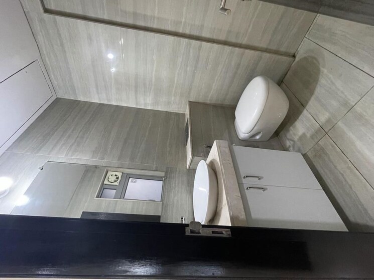 Bathroom, oberoi-realty-esquire 3 Bedroom 1611 Sq.Ft. Apartment In Goregaon East Mumbai 9912321