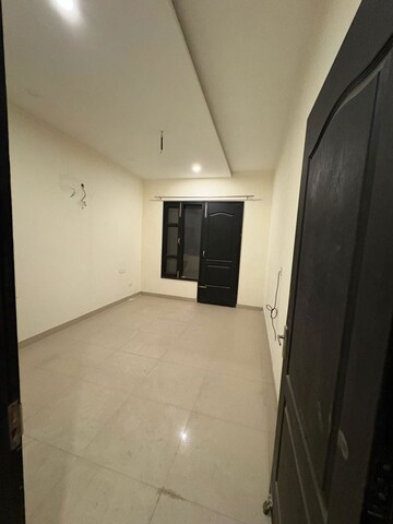 Room in 3 BHK Builder Floor at Mullanpur – for Sale