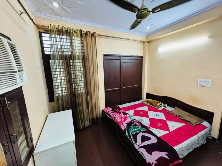 Bedroom, kamras-apartment 3 Bedroom 2200 Sq.Ft. Builder Floor In Indrapuram Ghaziabad 9912432