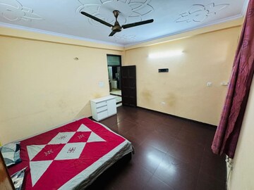 Team Area in 3 BHK Builder Floor at Kamras Apartment, Indrapuram – for Rent