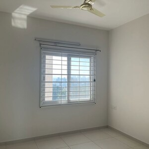 Room in 4 BHK Apartment at L&T Raintree Boulevard, Nh 7 – for Rent