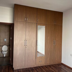 Room in 4 BHK Apartment at L&T Raintree Boulevard, Nh 7 – for Rent