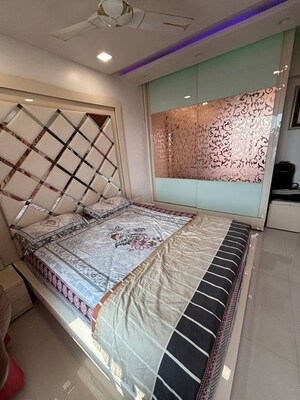 Bedroom in 2 BHK Apartment at JP Eminence, Andheri West – for Rent
