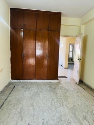 Room in 2 BHK Apartment at Ireo Uptown, Sector 66 – for Sale