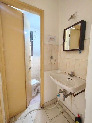 Bathroom in 1 BHK Apartment at Silver Oak, Kalyani Nagar – for Rent