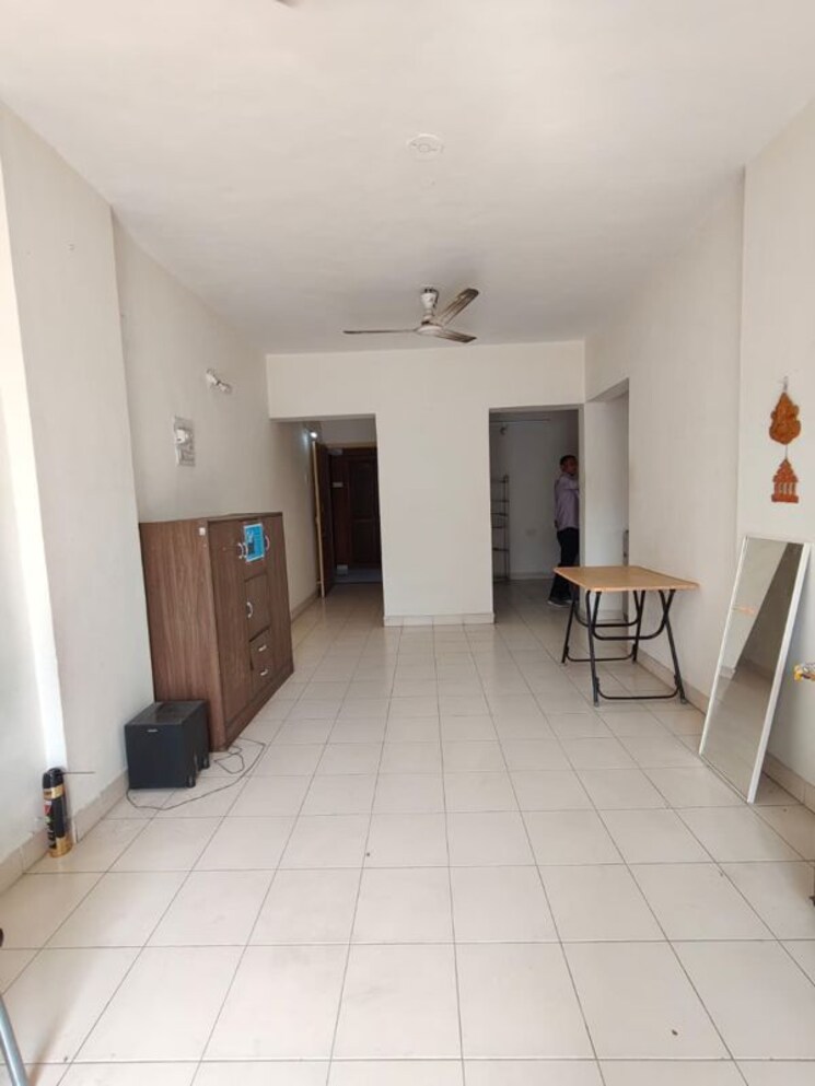 undefined, silver-oak 1 Bedroom 650 Sq.Ft. Apartment In Kalyani Nagar Pune 9912472