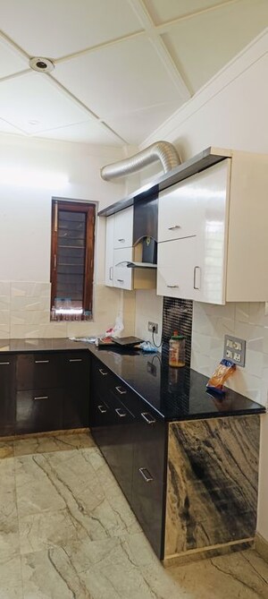 Kitchen in 3 BHK Builder Floor at Sector 85 – for Rent