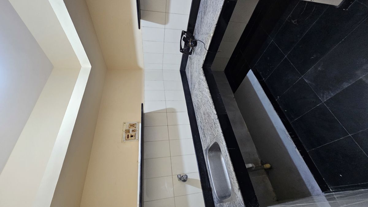 1 BHK + Extra Room 600 Sq.Ft. Builder Floor in BTM Residency