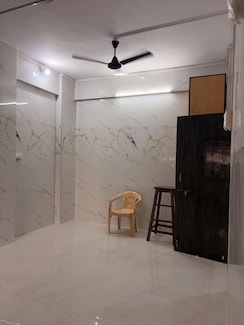 1 BHK Apartment For Rent in God Gifts Building