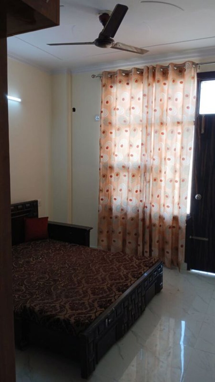 Bathroom, patel nagar 3 Bedroom 1013 Sq.Ft. Apartment In Patel Nagar Gurgaon 9912655