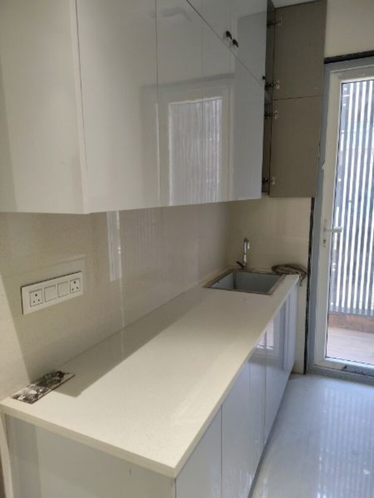 Kitchen, shree-vardhman-nature-valley 3 Bedroom 1150 Sq.Ft. Builder Floor In Sector 70 Gurgaon 9912670