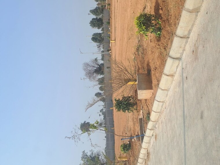 Garden, unique-eastern-aavaasa  170 Sq.Yd. Plot In Batasingaram Hyderabad 9912697