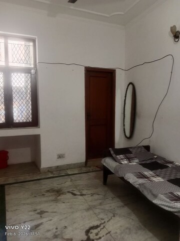 Living Room in 2.5 BHK Builder Floor at Sharma Homes 1, Sector 37 – for Rent