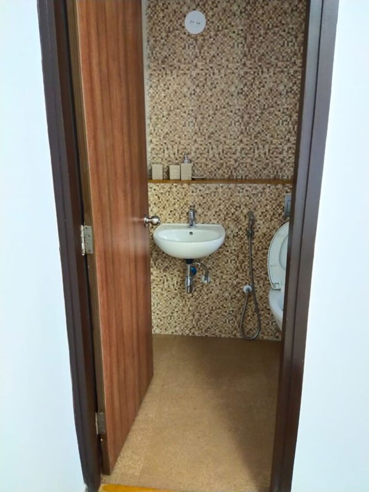 Bathroom, lodha-palava-downtown 1 Bedroom 505 Sq.Ft. Apartment In Dombivli East Thane 9912710