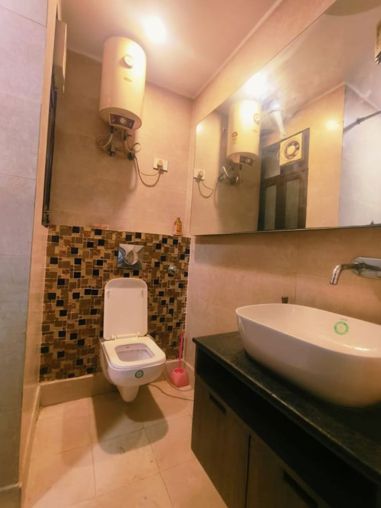 Bathroom, nawada 2 Bedroom 630 Sq.Ft. Builder Floor In Nawada Delhi 9912712