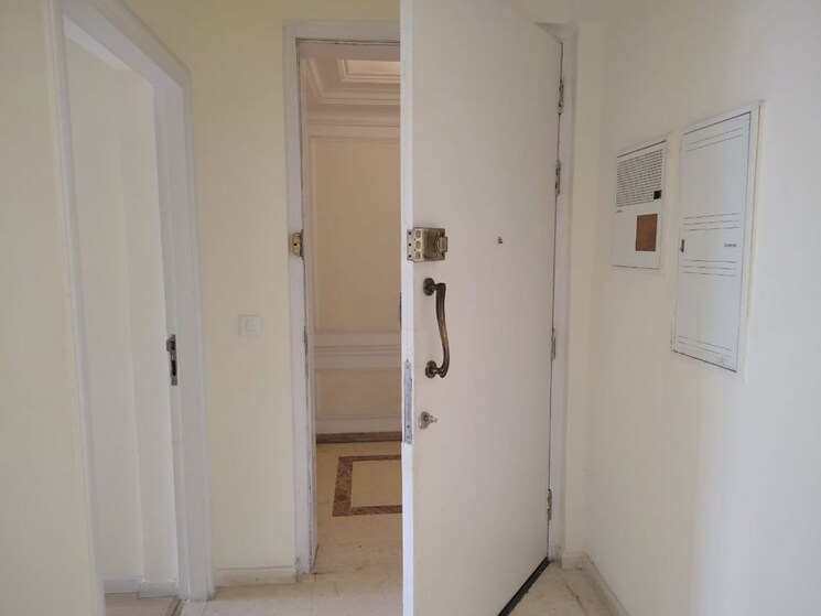 Bathroom, dlf-the-skycourt 3 Bedroom 1900 Sq.Ft. Apartment In Sector 86 Gurgaon 9912674