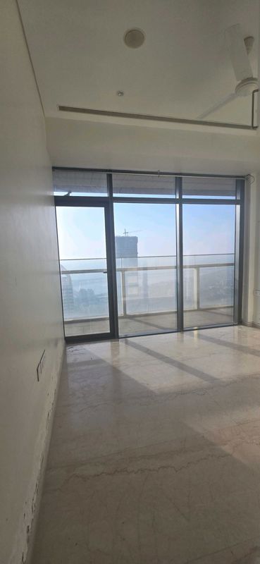 4 BHK + Pooja Room,Servant Room,Study Room,Extra Room Apartment For Rent in Omkar 1973