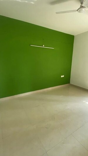 Room in 2 BHK Apartment at ATS Dolce, Zeta I Greater Noida – for Sale