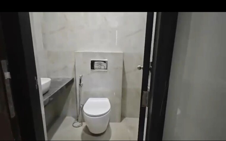 Bathroom, raymond-ten-x-vibes 2 Bedroom 675 Sq.Ft. Apartment In J K Gram Thane 9912815