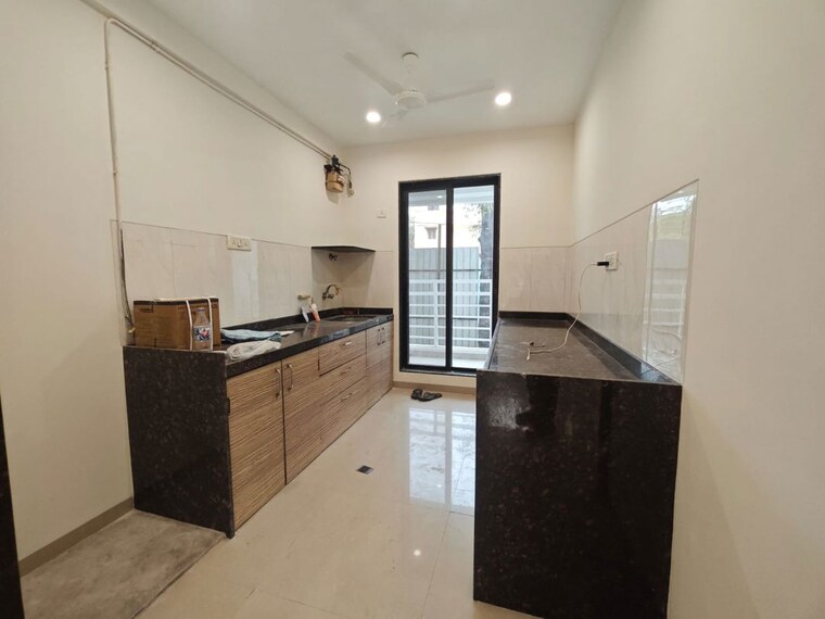 Kitchen, tulsi-pride 3 Bedroom 950 Sq.Ft. Apartment In Chembur Mumbai 9912800