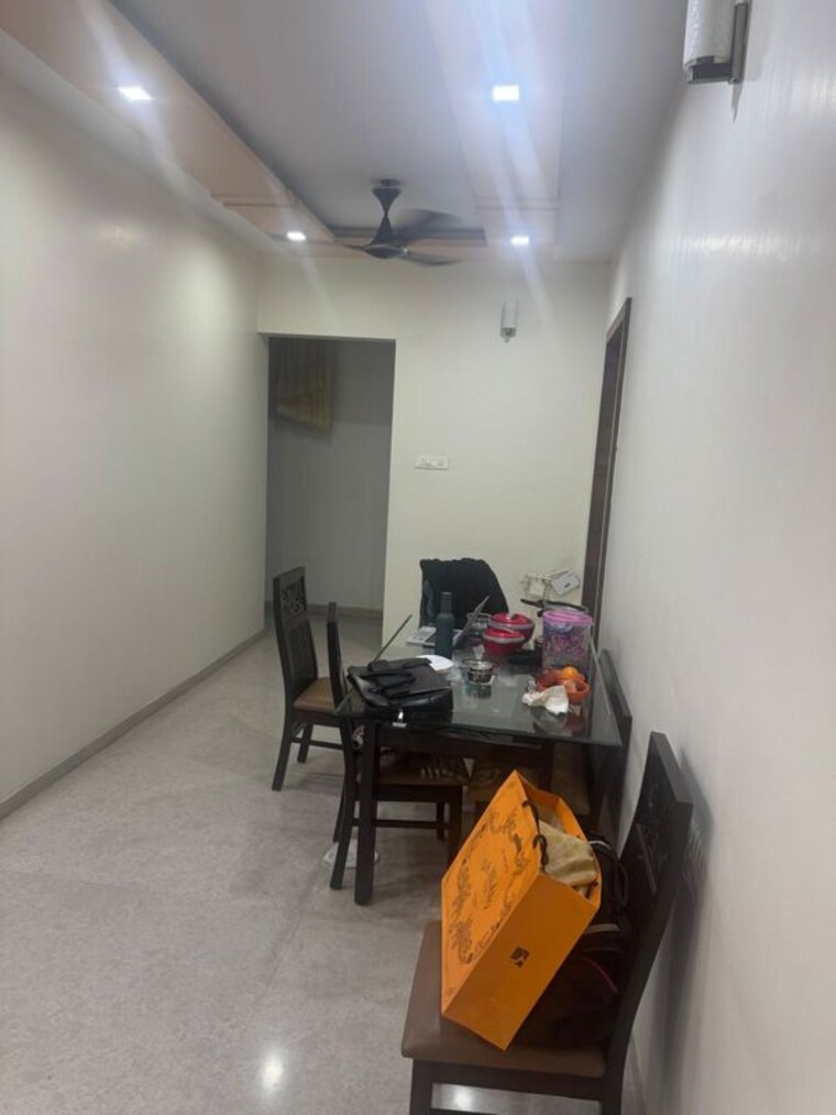  Parking, romell-aether 2 Bedroom 710 Sq.Ft. Apartment In Goregaon East Mumbai 9912817