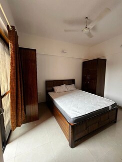 1 BHK + Pooja Room Apartment For Rent in Magarpatta City Heliconia