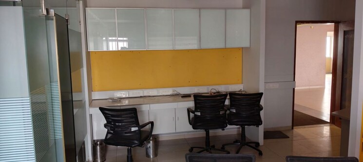 Team Area, navrangpura Commercial Office Space 950 Sq.Ft. In Navrangpura Ahmedabad 9912854