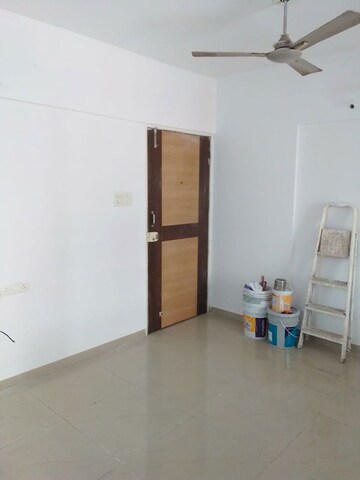 Room in 2 BHK Apartment at Essen Shonest Towers, Wakad – for Sale