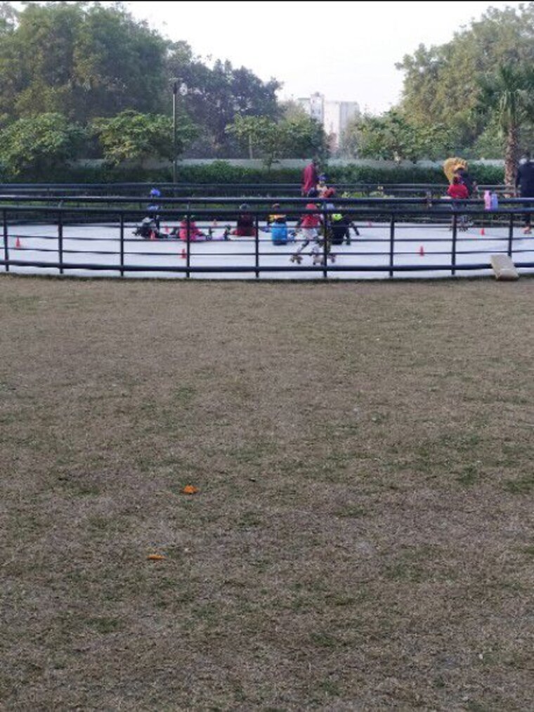  Parking, saviour-park 3 Bedroom 1525 Sq.Ft. Apartment In Mohan Nagar Ghaziabad 9912941