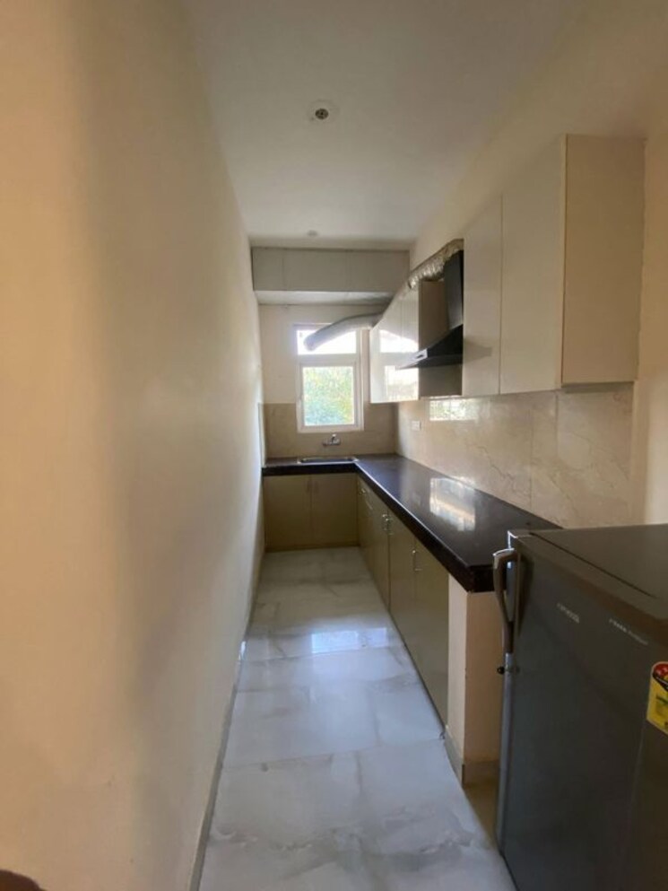Kitchen, saket 2 Bedroom 1000 Sq.Ft. Apartment In Saket Delhi 9913007