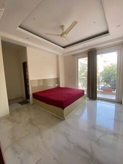 2 BHK Apartment For Rent in Saket