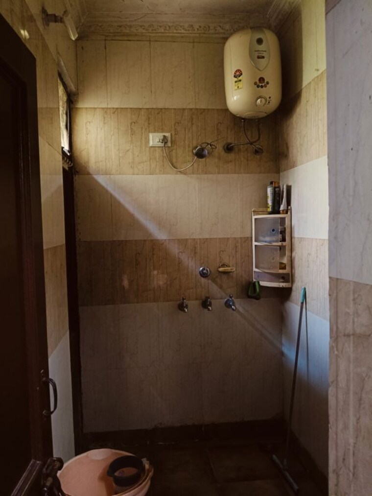 Bathroom, dhakoli 3 Bedroom 1500 Sq.Ft. Independent House In Dhakoli Zirakpur 9913018