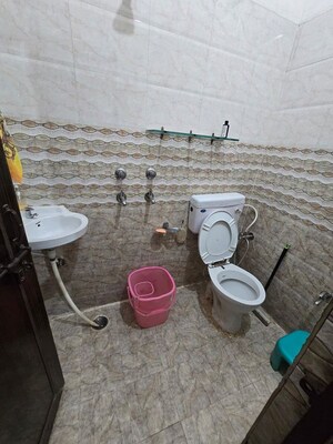 Team Area in 2 BHK Independent House at Amlidih – for Rent