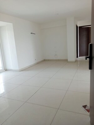 Room in 3 BHK Apartment at Hermitage Centralis, Vip Road – for Sale