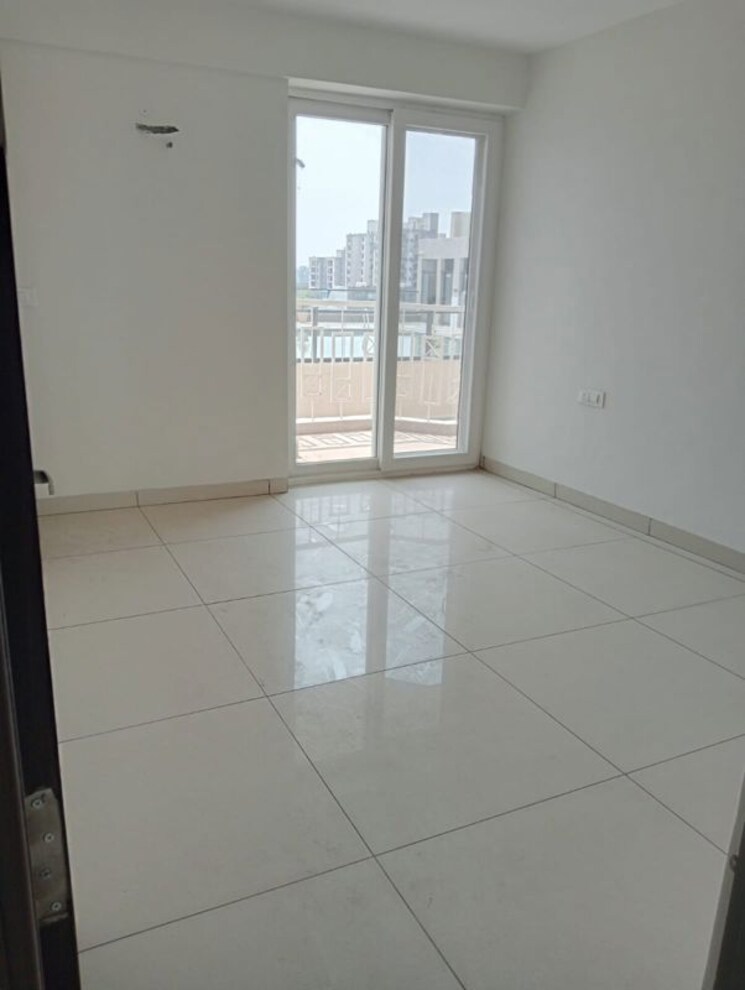 Room, hermitage-centralis 3 Bedroom 2025 Sq.Ft. Apartment In Vip Road Zirakpur 9913084