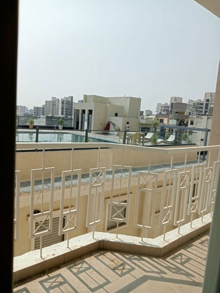 Kitchen, hermitage-centralis 3 Bedroom 2025 Sq.Ft. Apartment In Vip Road Zirakpur 9913084