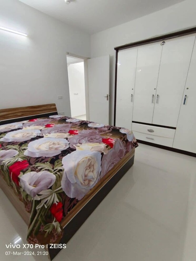 Bedroom, amanora-gold-towers 2 Bedroom 950 Sq.Ft. Apartment In Hadapsar Pune 9913086