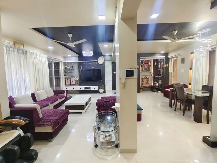  Parking, pristine-privilege 4 Bedroom 2250 Sq.Ft. Apartment In Aundh Pune 9913083