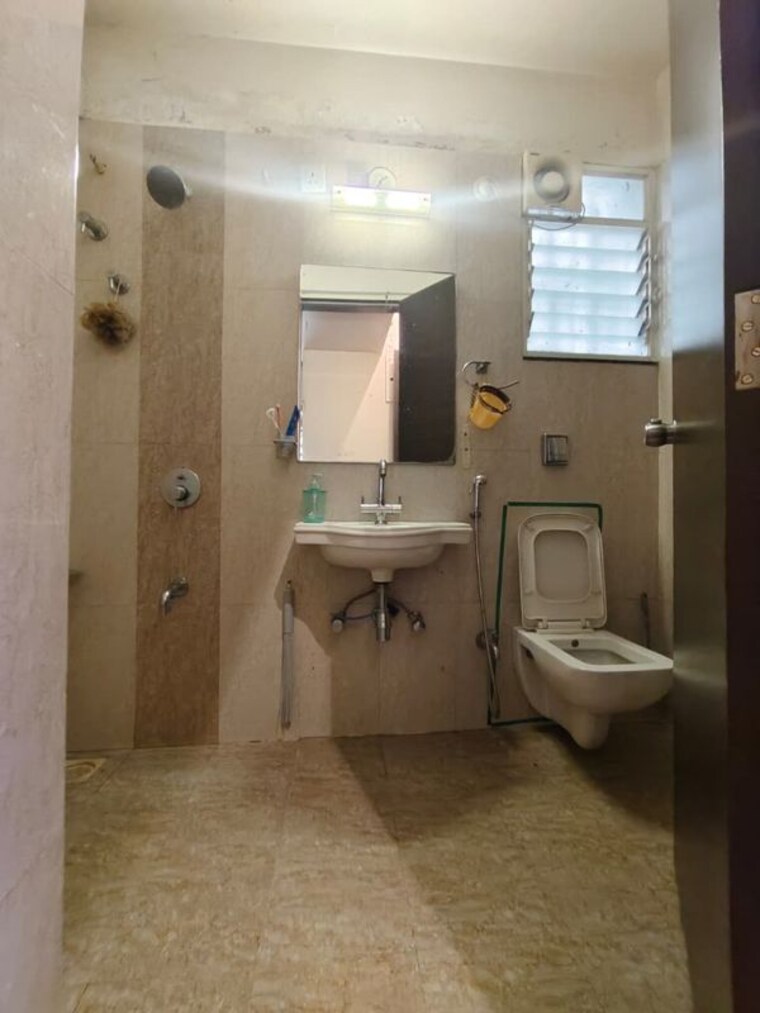 Bathroom, pristine-privilege 4 Bedroom 2250 Sq.Ft. Apartment In Aundh Pune 9913083