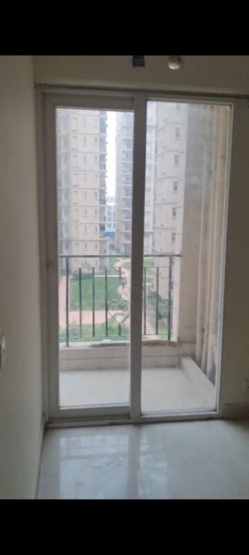 Room in 2 BHK Apartment at Signature The Serenas, Sohna Sector 36 – for Sale