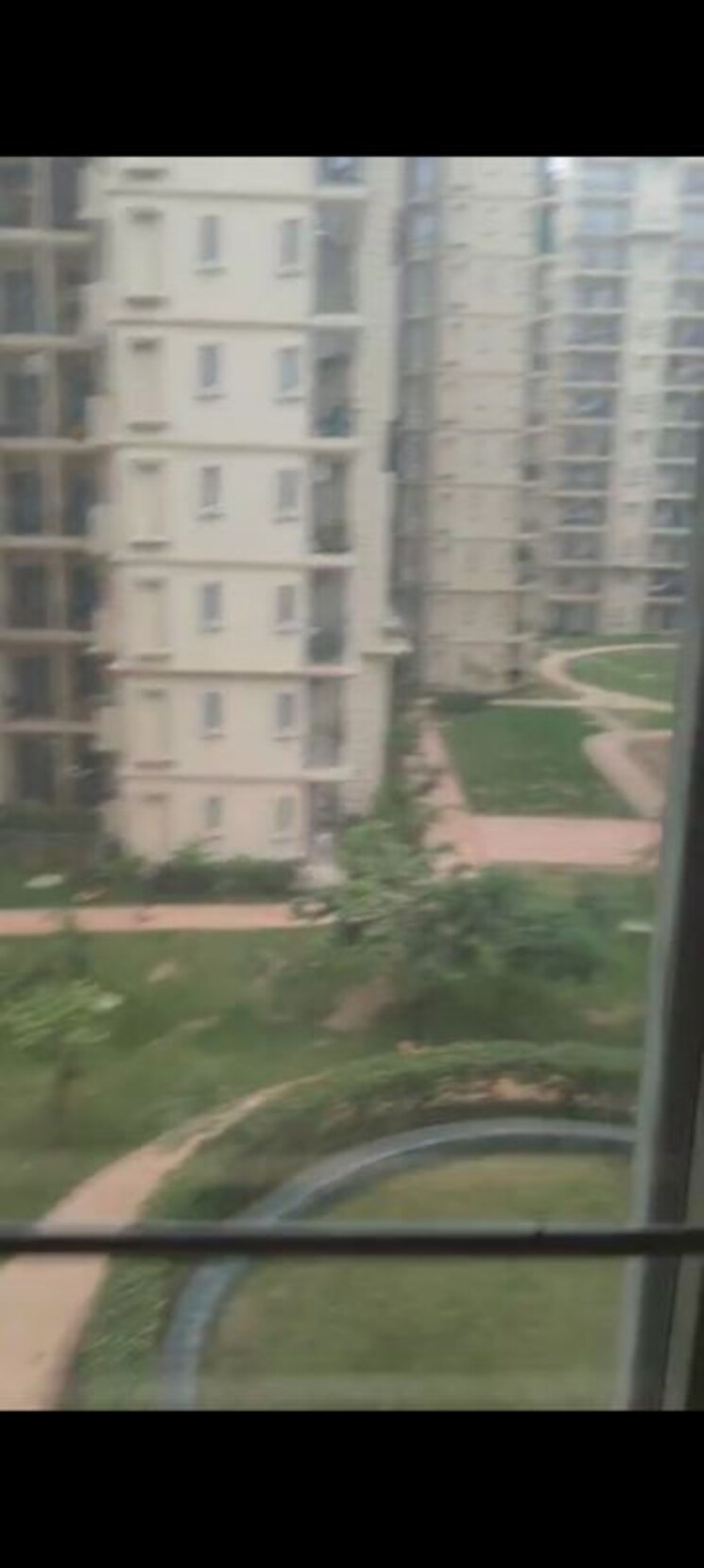 Balcony, signature-the-serenas 2 Bedroom 614 Sq.Ft. Apartment In Sohna Sector 36 Gurgaon 9913091