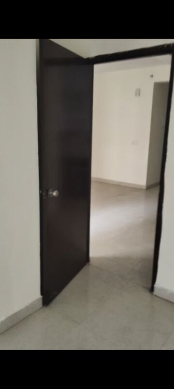 Room in 2 BHK Apartment at Signature The Serenas, Sohna Sector 36 – for Sale