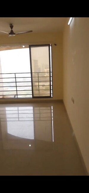 Room in 2 BHK Apartment at Sethia Link View, Goregaon West – for Rent