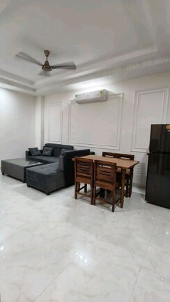 1 BHK + Extra Room Apartment For Rent in Palm Residency Chhatarpur