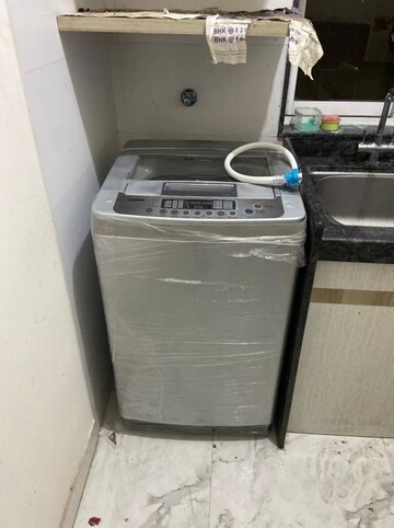 Bathroom in 1 BHK Apartment at Omkar Signet, Malad East – for Sale