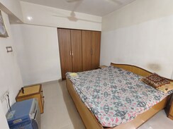 2 BHK + Pooja Room Apartment For Sale in Parshwanath Galaxy