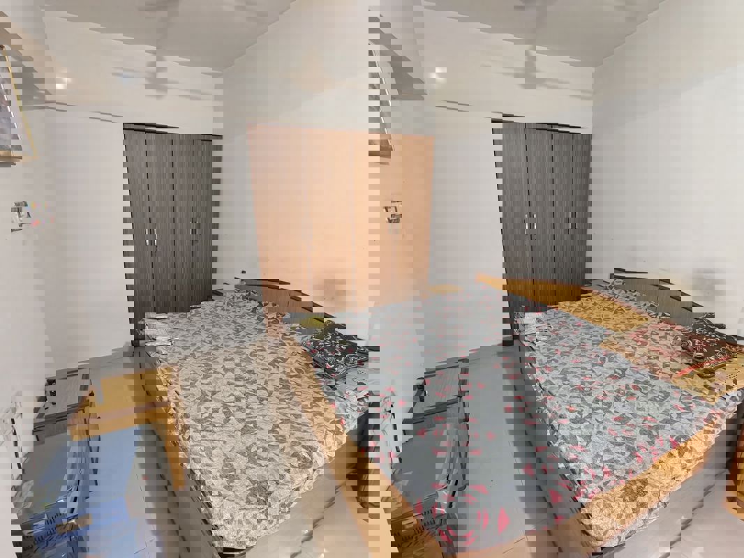 2 BHK + Pooja Room Apartment For Sale in Parshwanath Galaxy