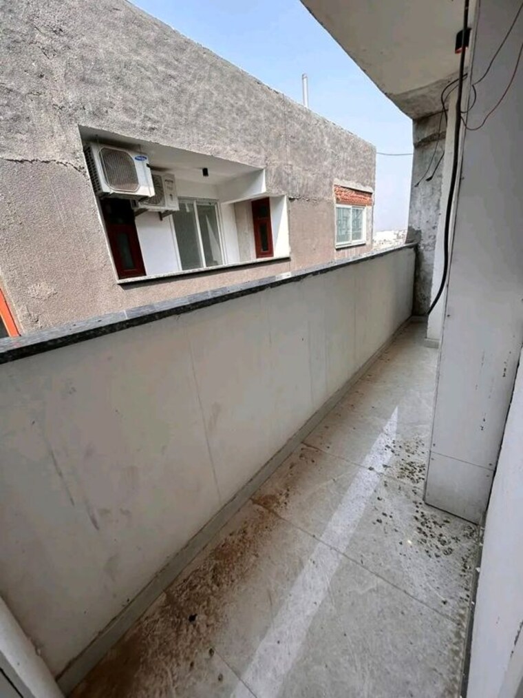 Balcony, palm-residency-chhatarpur 2 Bedroom 1220 Sq.Ft. Apartment In Chattarpur Delhi 9913146