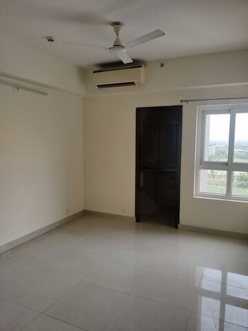 Room in 3 BHK Apartment at Adani M2K Oyster Grande, Sector 102 – for Sale